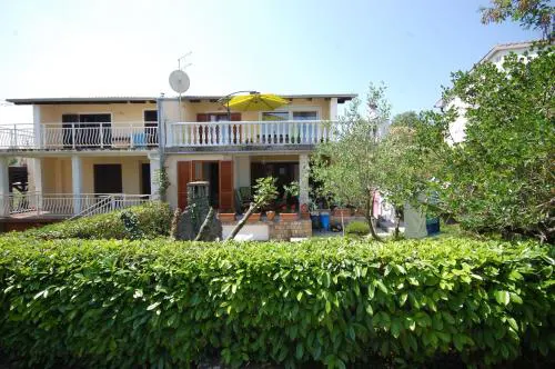 Apartments with parking spaces Vantacici, Krk - 20507
