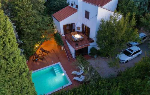 Beautiful Home In Malinska With Wifi