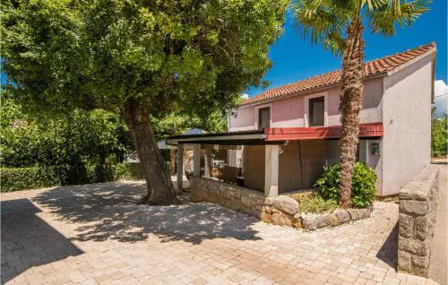 Lovely Home In Malinska Dubasnica