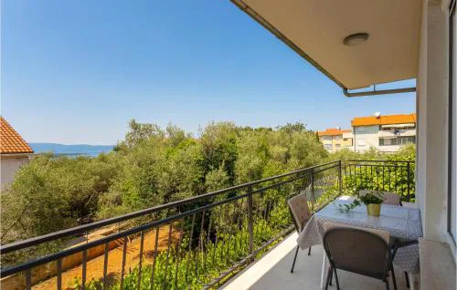 Pet Friendly Apartment In Malinska
