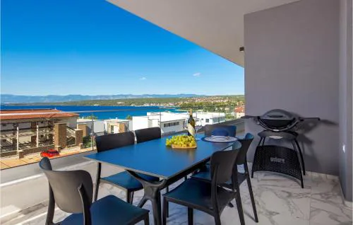 Pet Friendly Apartment In Malinska