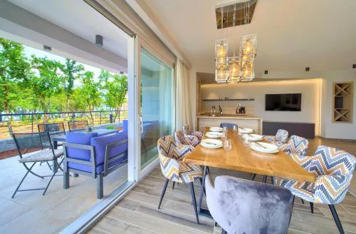 Villa Vista Deluxe