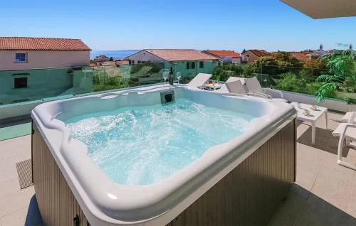 Amazing Apartment In Mandre With Wifi