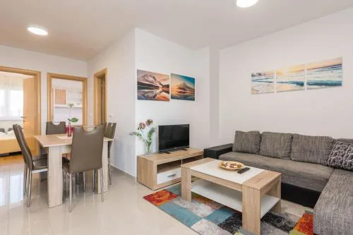 Rogina 2. sea view apartment
