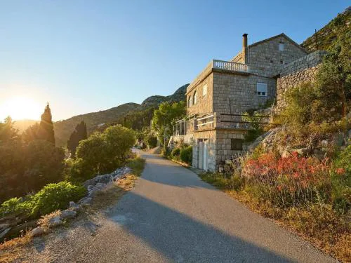 Apartments with parking space Maranovici, Mljet - 22339