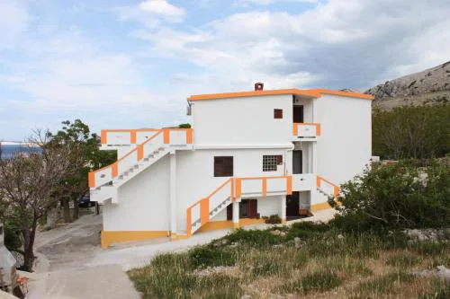 Apartment Metajna 6421b