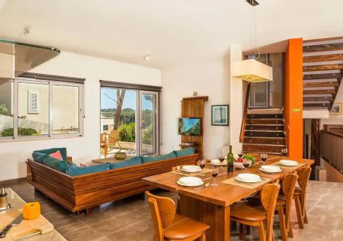 Wohnung mit 2 Schlafzimmer in der Villa Miravala