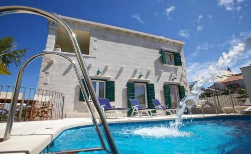 Villa Angelina