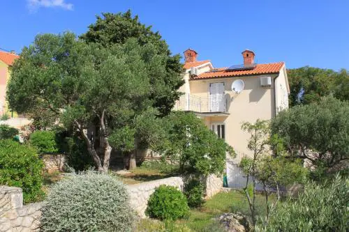 Apartments with parking space Nerezine, Losinj - 2518
