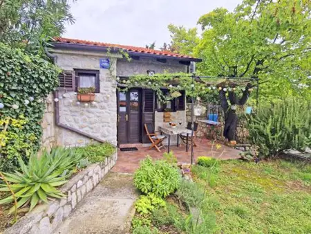 Nives Garden house