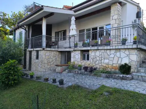 Apartman Maja