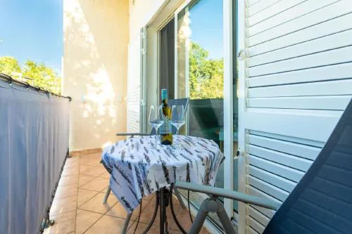 Ferienwohnung für 4 Personen ca 35 qm in Njivice, Kvarner Bucht Krk