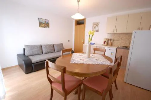 Ferienwohnung für 4 Personen ca 48 qm in Njivice, Kvarner Bucht Krk