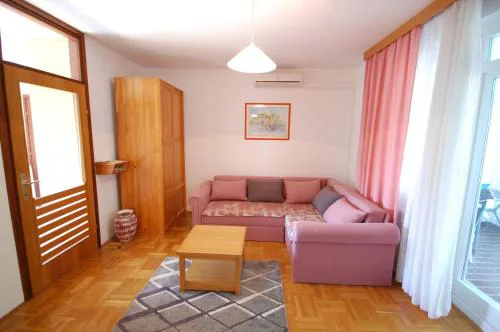 Mezlar Apartment by El-pi Tours