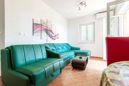 Apartment AQUA near the city beach