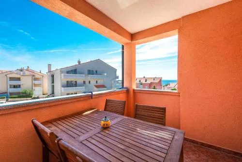 Apartment Damir