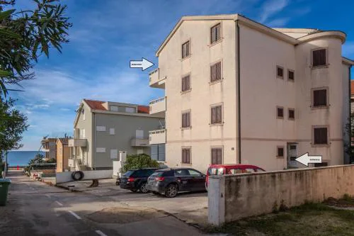 Apartment Penthouse Novalja