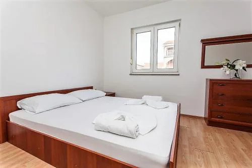 Apartment Tomi