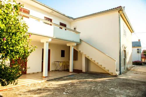 Apartments Alma