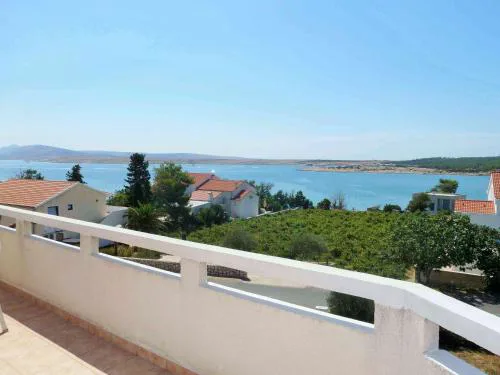 Apartments Donadic I, Caska
