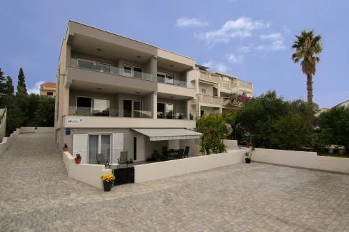 Apartments Luna 1
