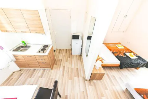 Apartments Cherry