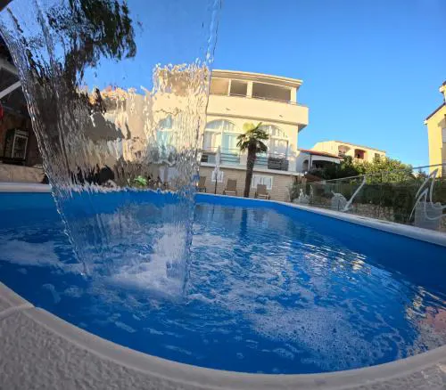 Apartments Sun Dance with heated Pool