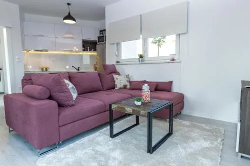 Apartments Tomana