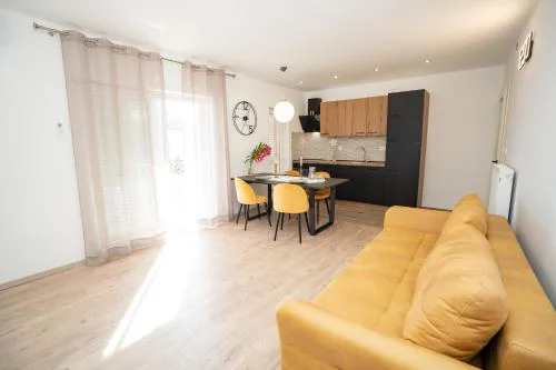 Apartments Tomulić