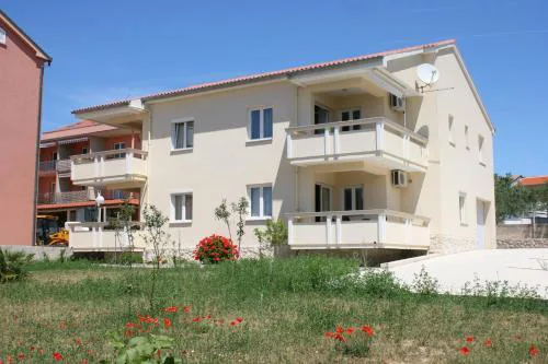Apartments with parking spaces Novalja, Pag - 3294