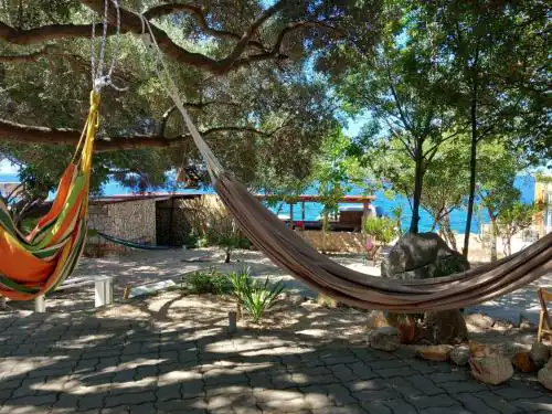 Hana Beach Apartment