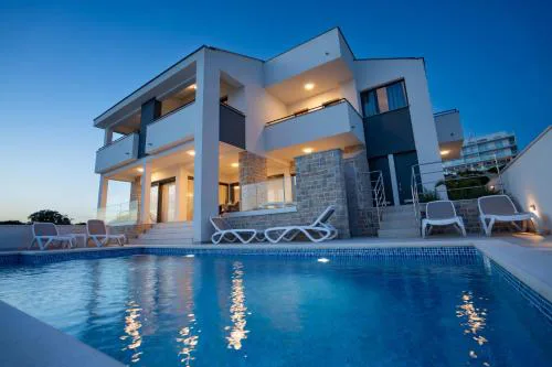 Luxury Villa Rose