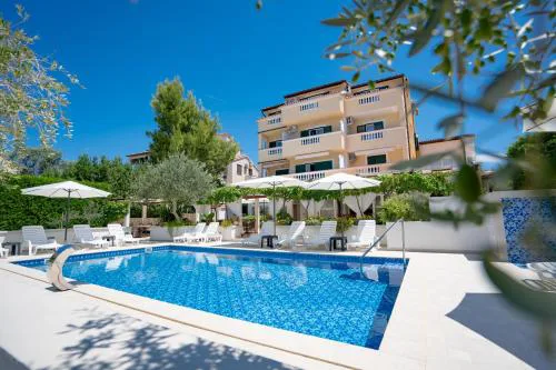 Pansion Villa Bok