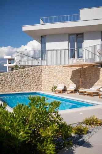 Poolside Architect Studios