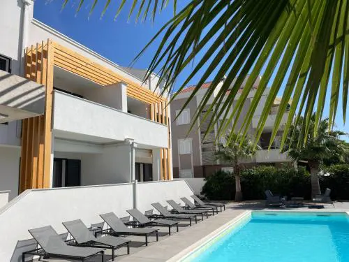 Villa Aquamarine Apartments