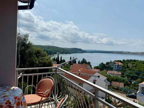 Apartments in Omisalj - Insel Krk 13342