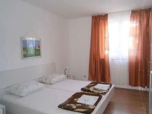 Apartments in Omisalj - Insel Krk 30522