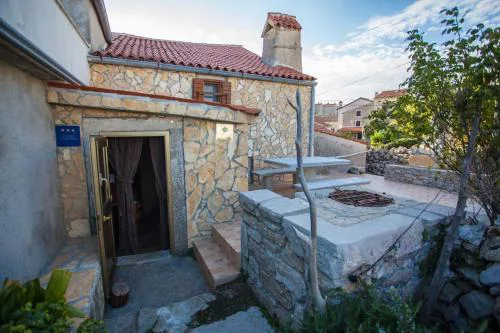 Antique House Orlec