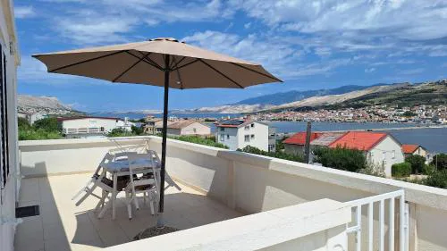 4 Adriatic Apartment Pag