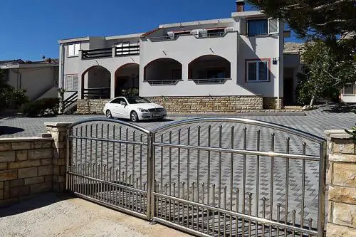Apartmani Celjak