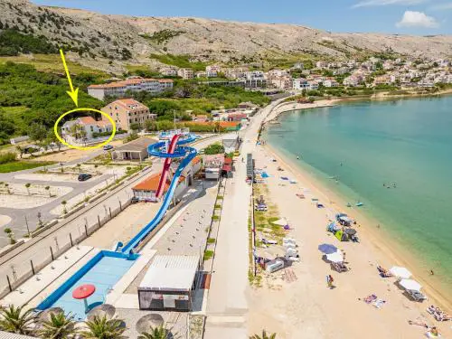Apartmani Curic beachfront by Pag tours