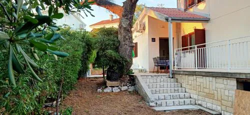 Apartment Rino, only 30m from the sea