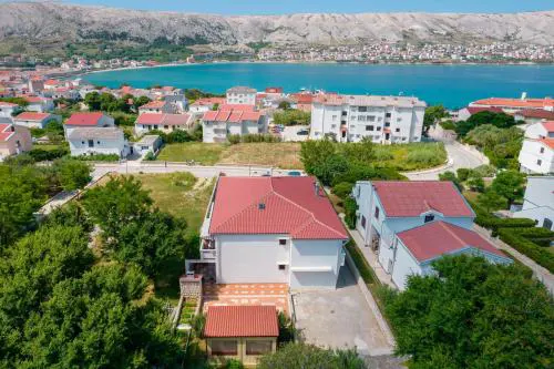 Apartments with parking space Pag - 18848