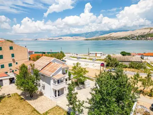 Apartments with parking space Pag - 22609