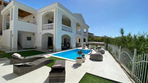 Casa Blanca