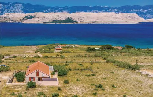 Holiday Home Pag 5