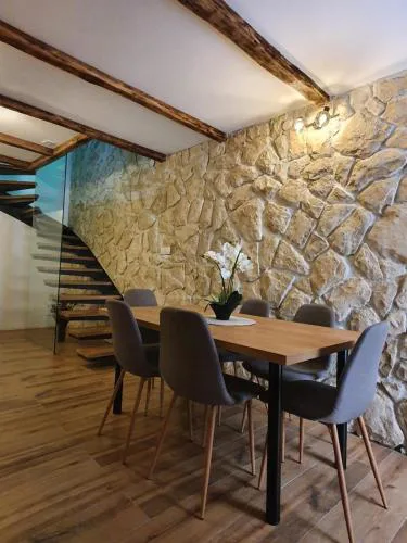 NEW VILLA IN OLD CENTER - Pag