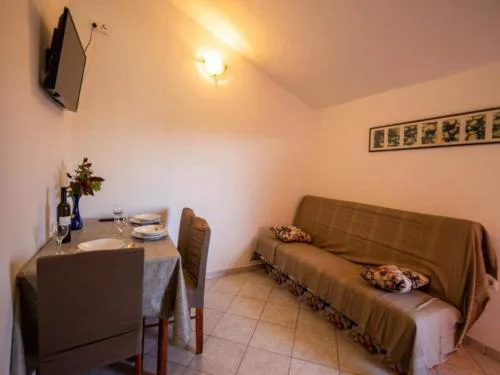 Apartment in Pa man near Beach Lu ina