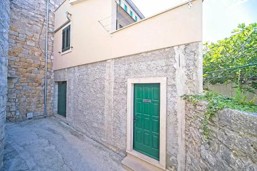 Apartments by the sea Postira, Brac - 22030
