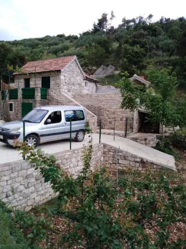 House CVITINA